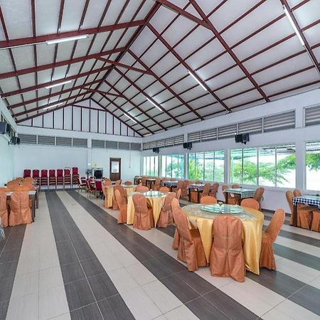 Dreamland Beach Holiday Кудат Экстерьер фото