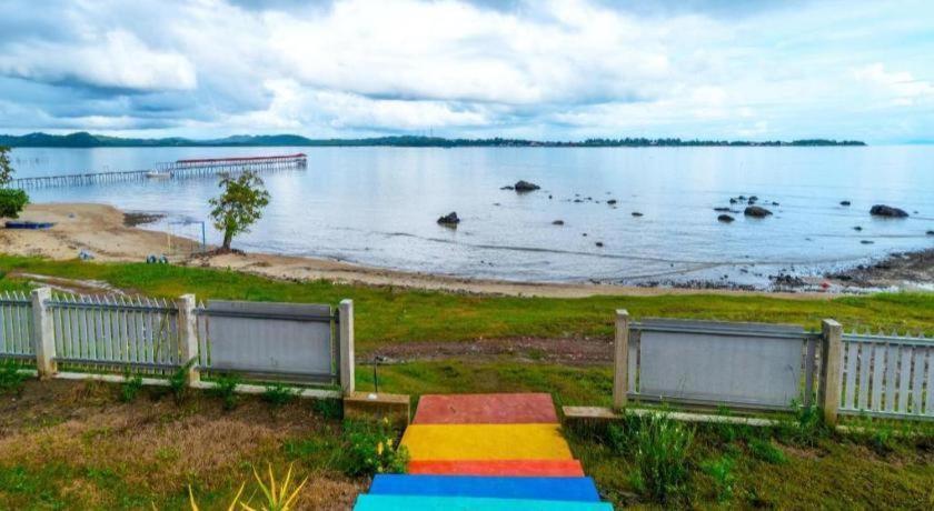 Dreamland Beach Holiday Кудат Экстерьер фото