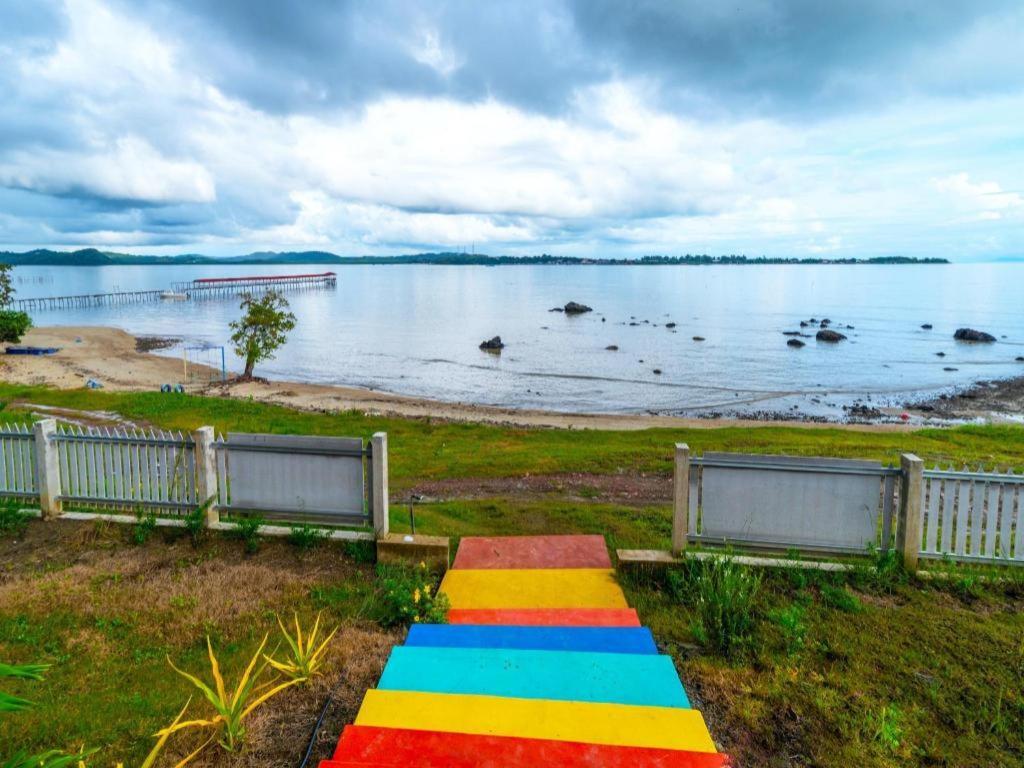 Dreamland Beach Holiday Кудат Экстерьер фото