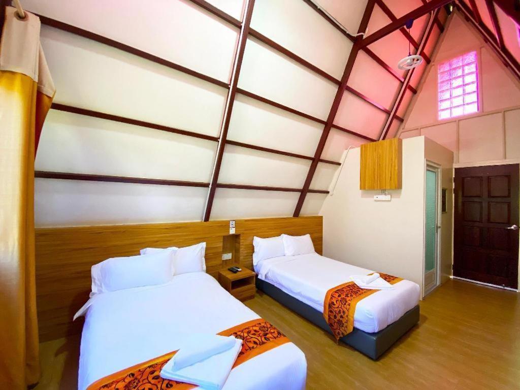 Dreamland Beach Holiday Кудат Экстерьер фото